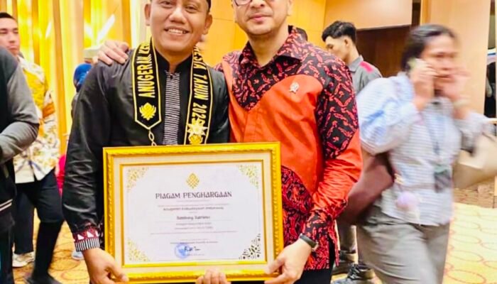 Tokoh Samin Bojonegoro, Bambang Sutrisno Surosentiko, Raih Anugerah Kebudayaan Indonesia 2025