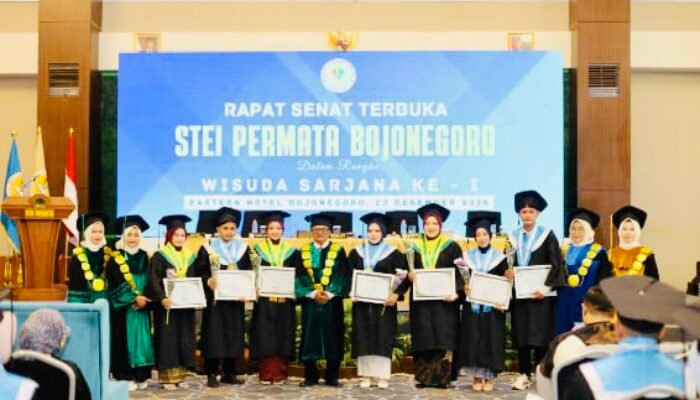STEI PERMATA Bojonegoro Gelar Wisuda, Cetak 63 Sarjana Ekonomi Syariah