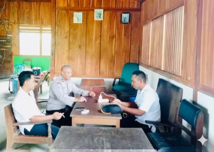 15C44E55 E1B8 41CB 922B D6BD97600608