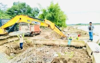 Pemkab Bojonegoro Pastikan Perbaikan Tebing Bengawan Solo di Lebaksari Berlanjut hingga 2026