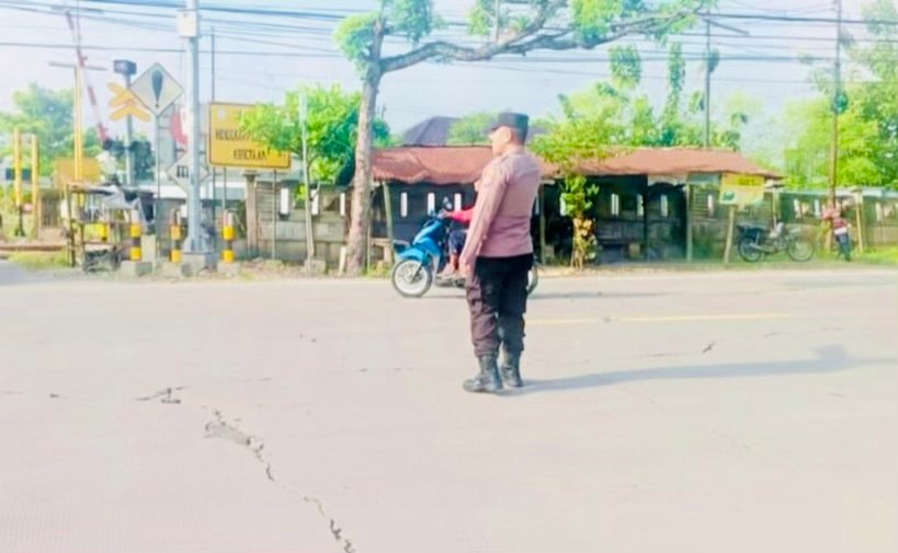 AEA1C240 0423 45FD B07E BACCE1C8B6EF