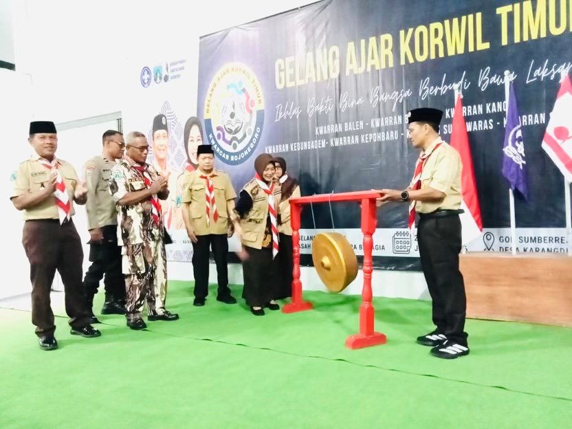 B9813745 E6EF 47FC B5B7 80D630932282