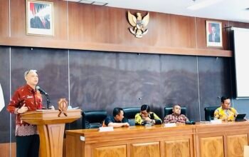 37DC0A04 B455 4AEC A040 51398DBCA038