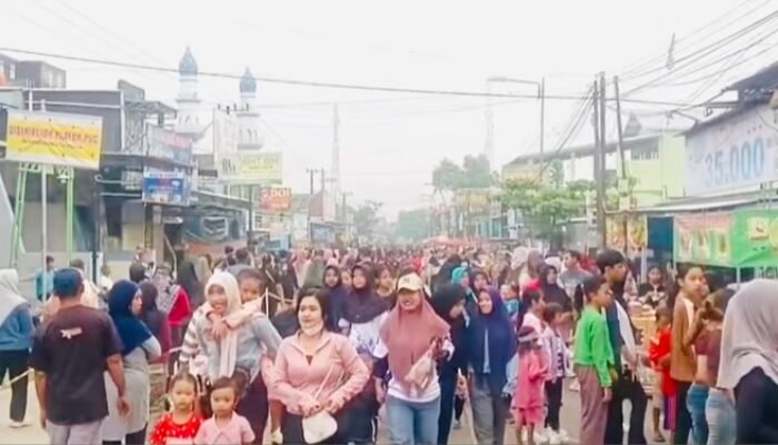 Ribuan Warga Bojonegoro Serbu CFD Perdana di Kedungadem