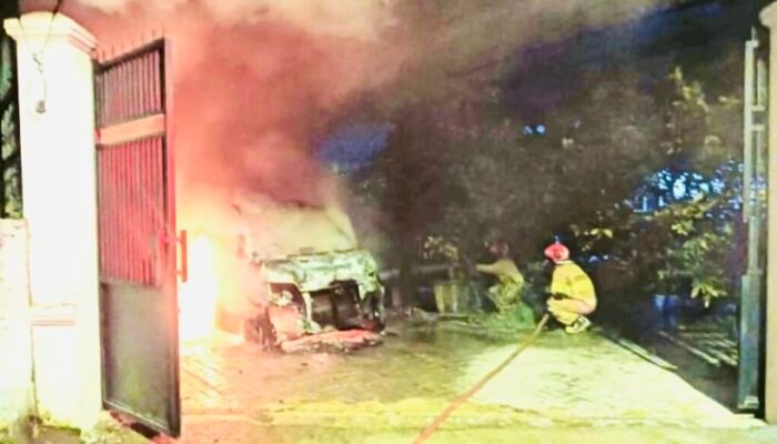 Mobil Terbakar di Klangon Bojonegoro, Kerugian Rp 85 Juta