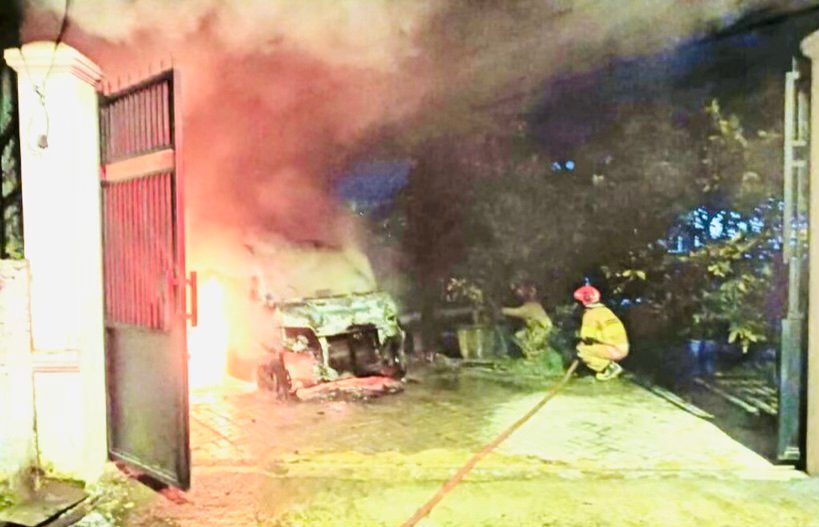 4C4F65C3 0D66 45E9 A3A8 3B3EC7D7EB3D