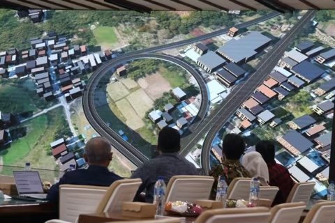 67698D7A 327E 47EF 8C04 4BD7EC30A75A