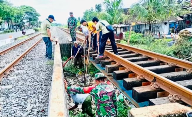 76635BEE 3BBB 40B4 86FA 68AA9A9051CB