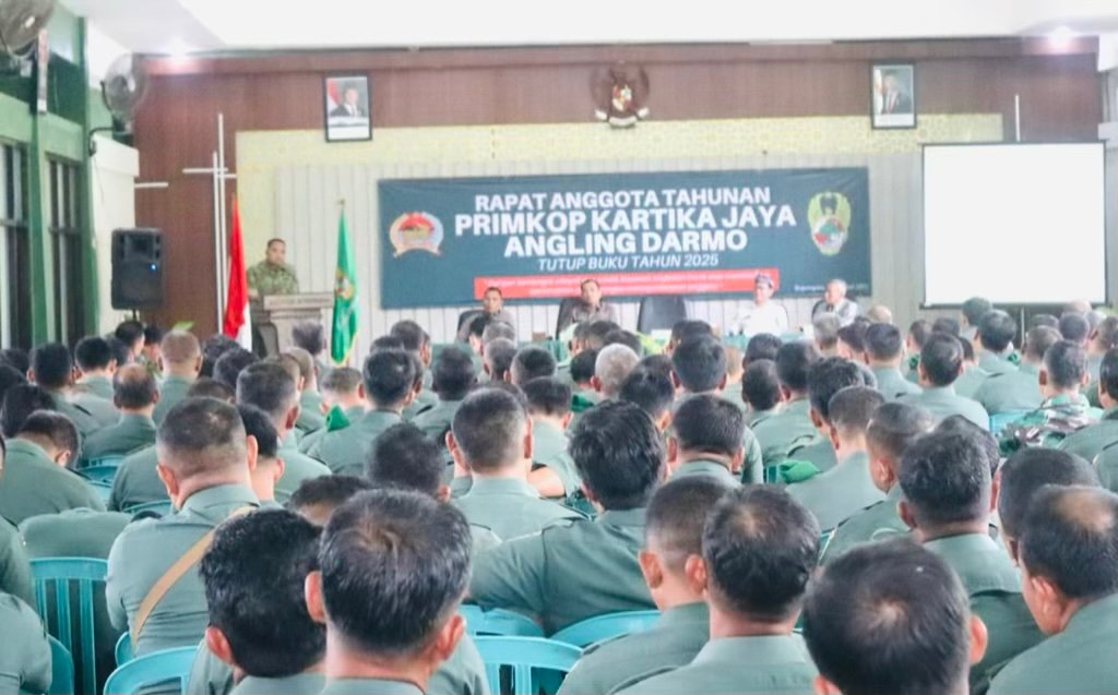 8243F0F2 8EFE 4CF3 8DAC 3A0C8CC4C0F6