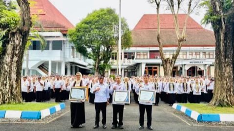 B29FFB3A 3725 472D B54C 99E57751A54C