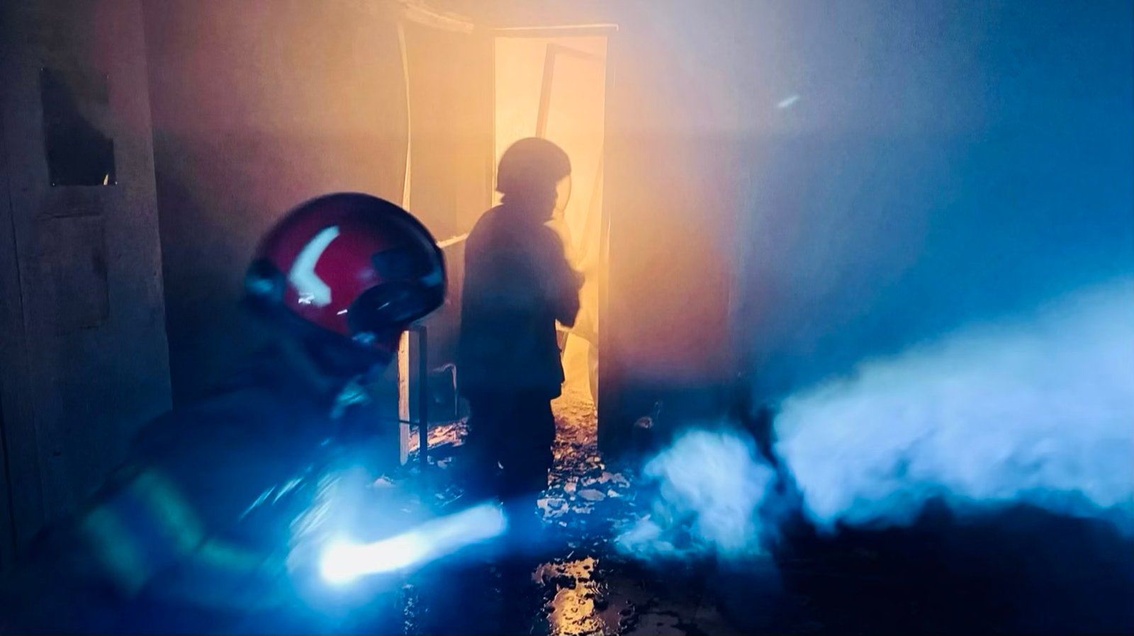 FBF0FCEC 88BC 4749 83C1 C82E6B8AAEFB