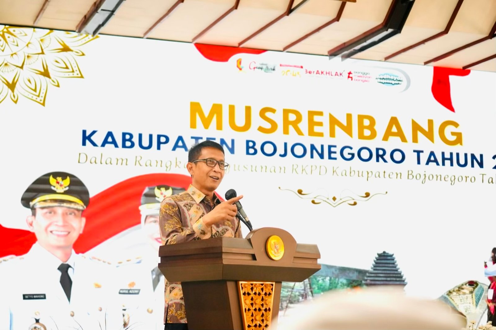 05FA2E03 7BAC 42C2 8B8E 64B58C701A65