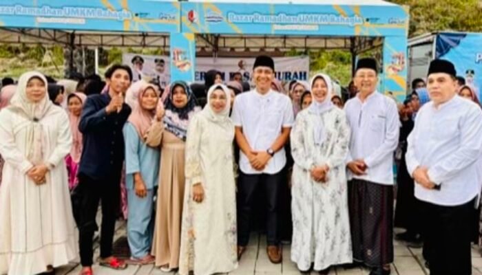 Safari Ramadhan di Margomulyo, Bupati Bojonegoro Apresiasi Keberhasilan Pasar Murah