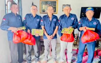 PJI Bojonegoro Bagi Parcel Lebaran untuk Anggota, Simbol Kekompakan dan Kebersamaan