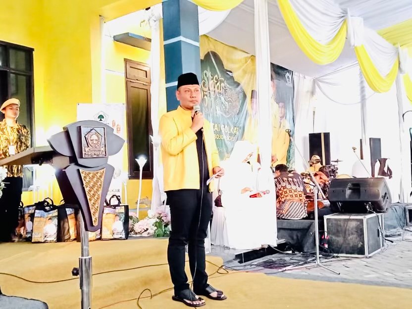 8BB4CF22 90BC 4B7E B16E FA15A62E11A1