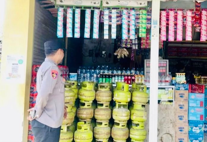 8DC0AF71 85F5 4703 8BE7 1489F994D4B3