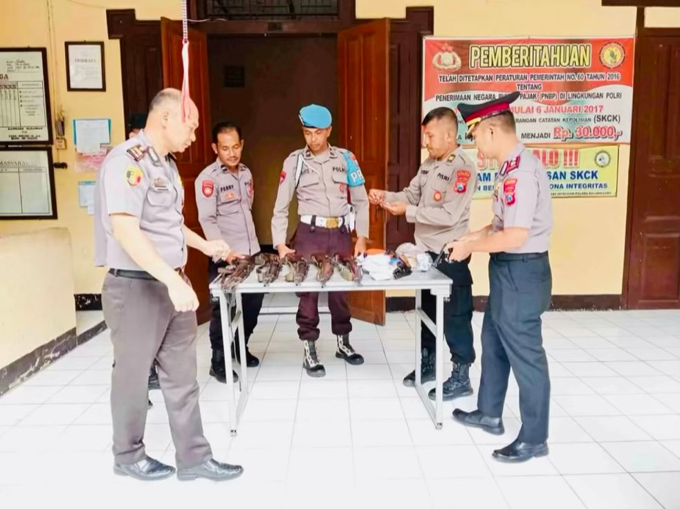 8F2265FC 93A4 403B 863A 8E08C9063CC7