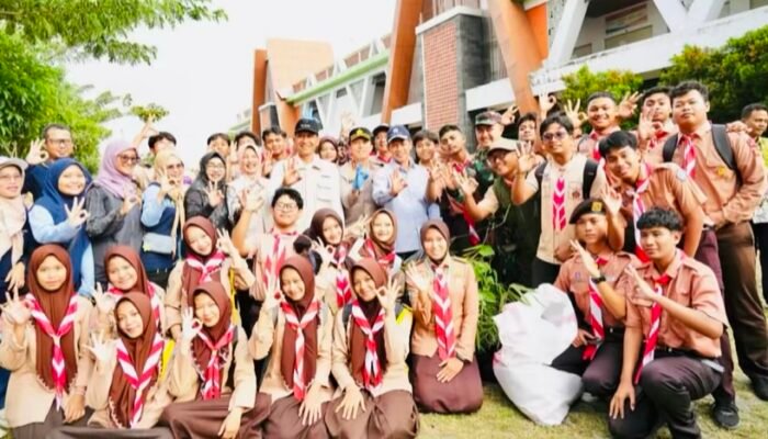 Bupati Bojonegoro dan Menteri LH RI Luncurkan Gerakan ASRI,  Targetkan Adipura 2027