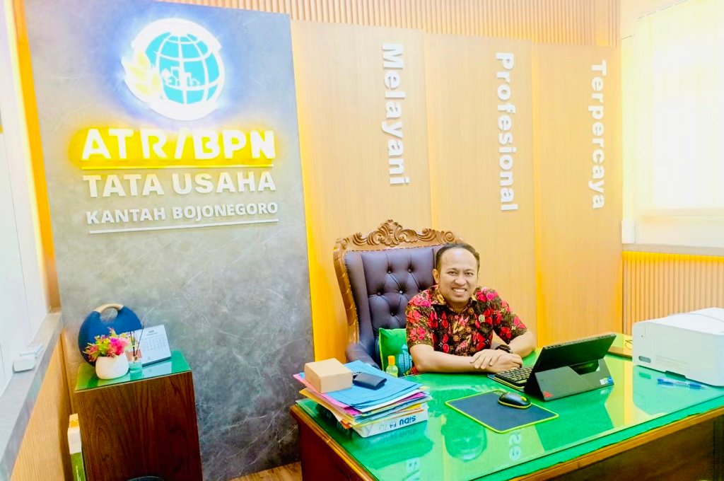 EB176455 63AD 4325 8C61 233DAB474308