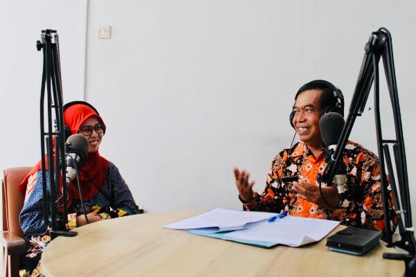 EE162712 B9AC 4DD5 959A 3720FEB7AEF1