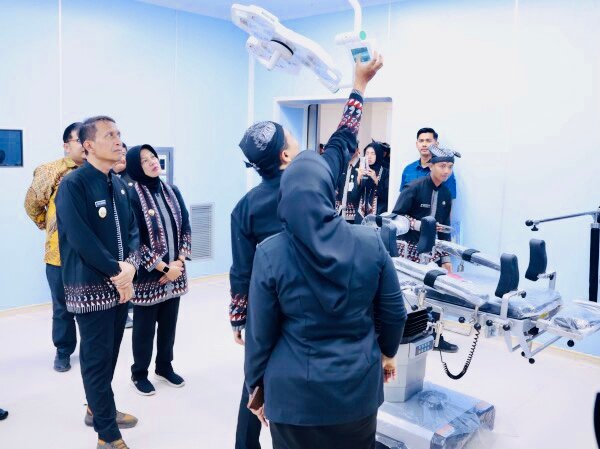 F7F9F121 52D1 4C85 B13F 822B4384499C