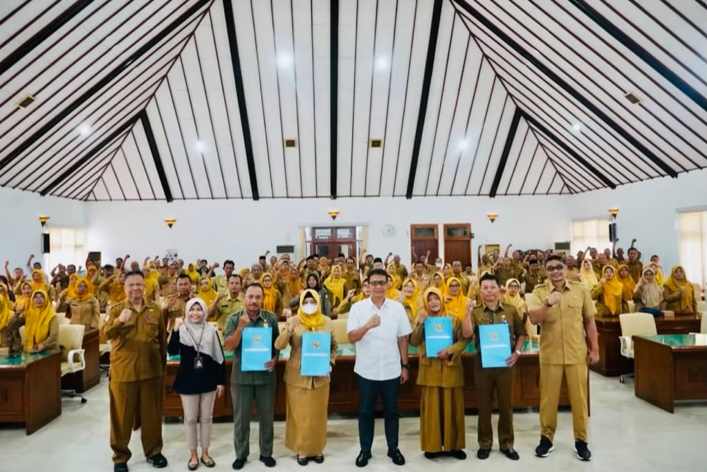 05822A55 1196 46A4 9844 94FC77C0D67F