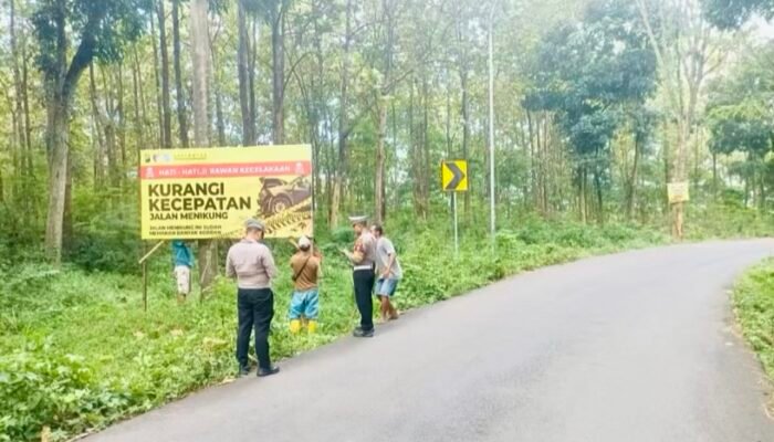 Satlantas Bojonegoro Tandai Titik Rawan Kecelakaan di Bubulan