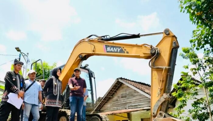 Wabup Bojonegoro Sidak Jembatan hingga Jalan Cor di Pelosok Desa