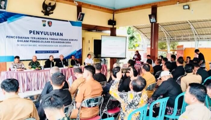 Cegah Korupsi, Polres Bojonegoro Edukasi Kelola Dana Desa di Kedungadem