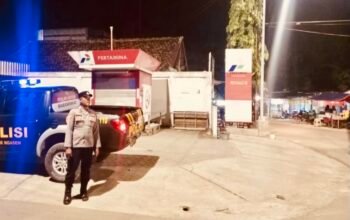 B03F83E3 F131 408B 9DB7 86482119C1C8