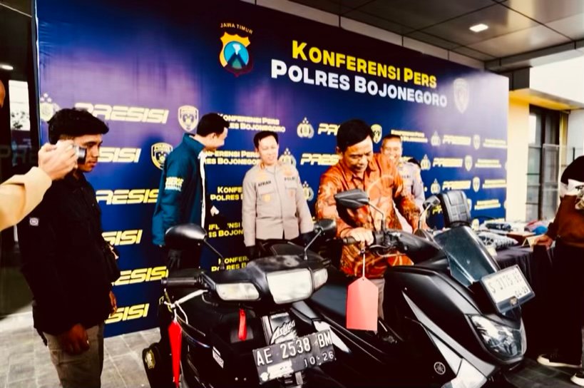 FF436019 32DF 4A68 A1CB 3278A2E85320