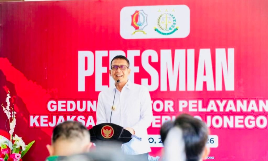 FFD32E3B B4FE 4041 B8D8 032C9D7F89C6