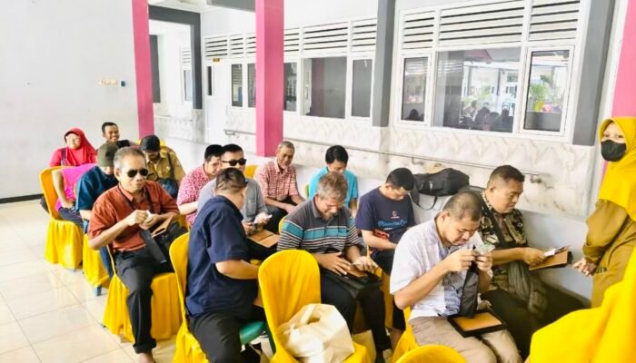 Dinsos Bojonegoro Gelar Edukasi Rupiah Inklusif bagi Anggota Pertuni