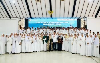 Momen Haru Pelepasan 102 ASN Haji Bojonegoro 2026