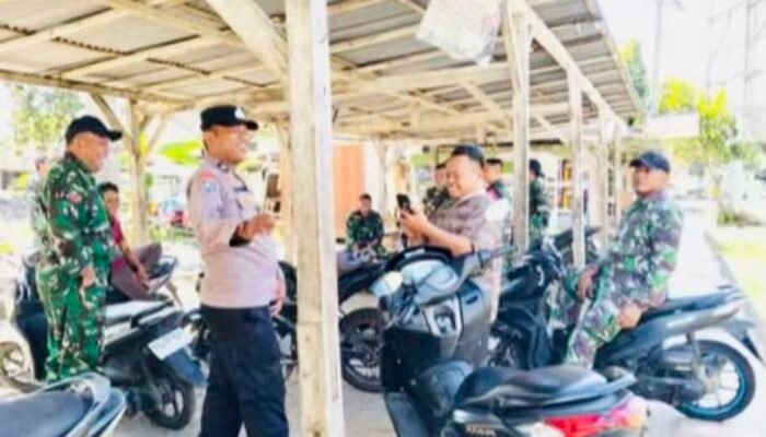 Senergi TNI-Polri Bubulan Jaga Kondusifitas Desa Bojonegoro
