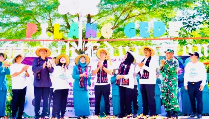 Puncak BBGRM XXIII Bojonegoro: Setyo Wahono Gaungkan Gotong Royong
