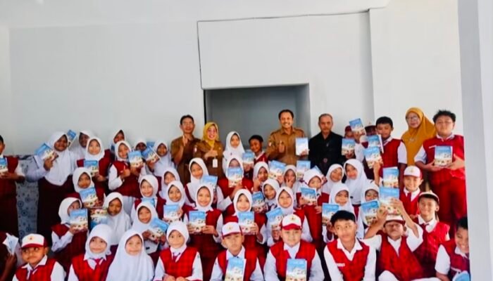 Rita Yuana, Kepala SDN Grebegan Bojonegoro Raih Penghargaan Nasional