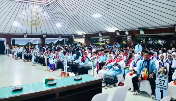 Bupati Setyo Wahono Lepas 432 Jemaah Haji Bojonegoro 2026