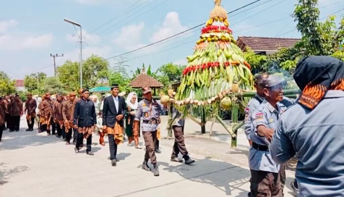 Warga Tondomulo Bojonegoro Gelar Sedekah Bumi