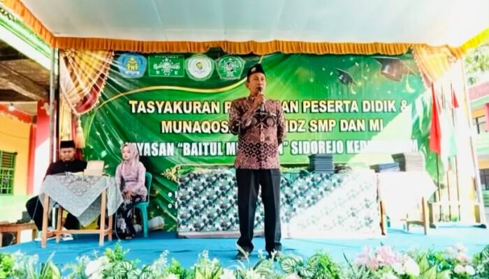 Yayasan Baitul Muttaqin Sidorejo, Bojonegoro Wisuda 98 Siswa dan Hafiz Al-Qur’an