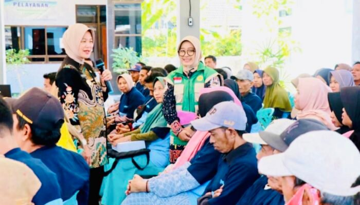 Wabup Nurul Azizah Buka Bimtek Gayatri di Kecamatan Trucuk