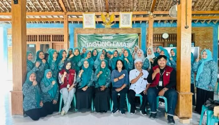 KKN Unigoro Latih Warga Meduri Olah Jagung Jadi Mi dan Keripik