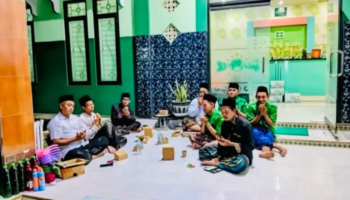 PAC GP Ansor Ngasem Launching 2 Program Sosial di Malam HUT RI