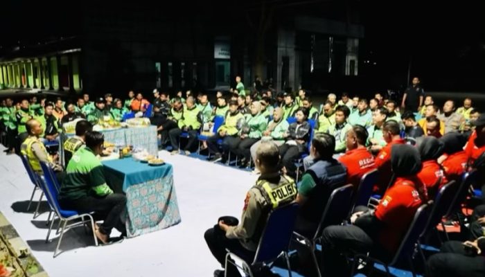 Polres Bojonegoro dan Ojol Cangkrukan Bareng, Sinergi Jaga Kamtibmas