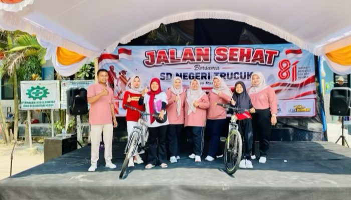 SDN Trucuk I Gelar Jalan Sehat Kebersamaan Peringati HUT ke-81 RI