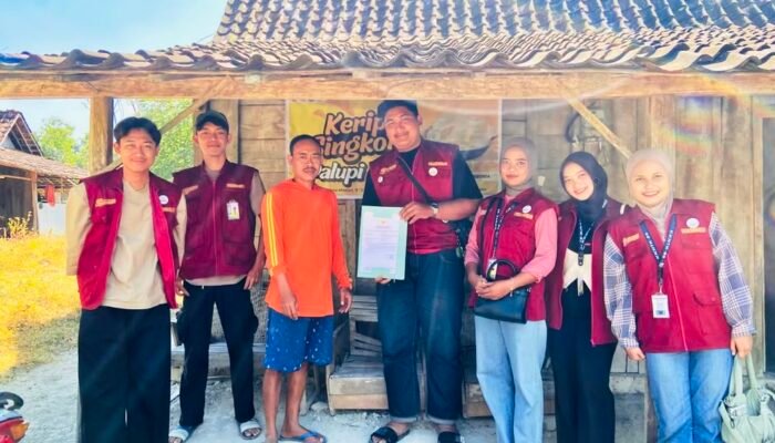 Sentuhan KKN Kelompok 20 Universitas Bojonegoro: Dampingi UMKM Keripik Singkong Palupi Miliki NIB Resmi