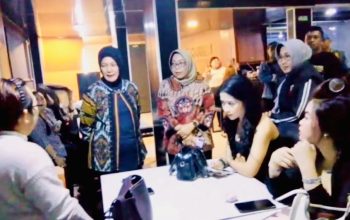 Razia Tempat Hiburan di Bojonegoro, Izin dan Kesehatan LC Diperiksa