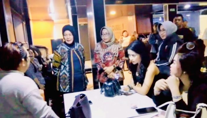 Razia Tempat Hiburan di Bojonegoro, Izin dan Kesehatan LC Diperiksa