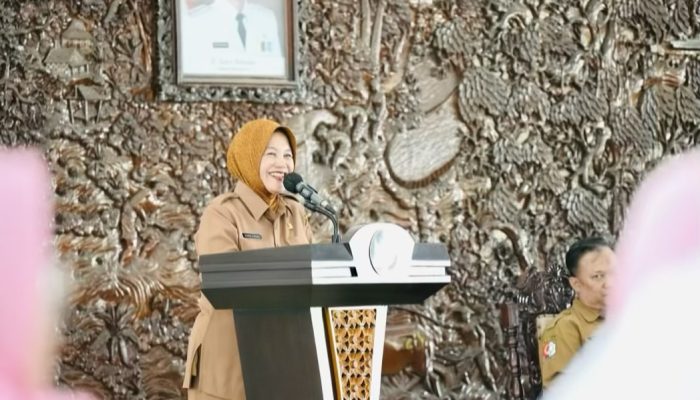 Wabup Nurul Azizah Buka Sosialisasi IKD untuk Digitalisasi Bansos