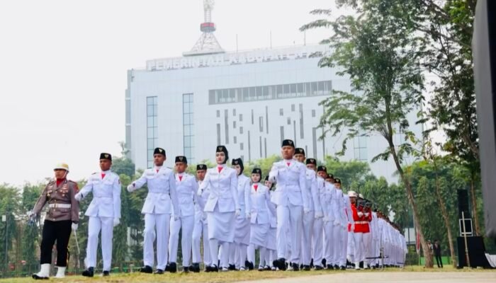 Khidmat, Peringatan HUT ke-81 RI di Alun-Alun Bojonegoro Berlangsung Sukses